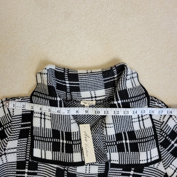 Ava Couture Wrap Sweater NWT Women Large Shall Collar Acrylic Black White Chunky - Picture 5 of 12